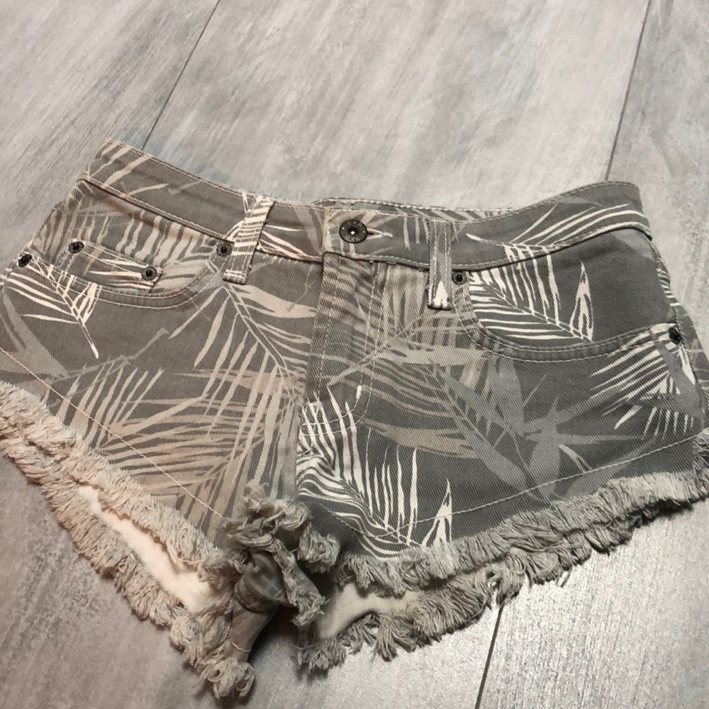 Carmar Palm Tree Grey Print Jean Shorts